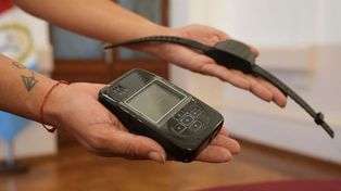 Las tobilleras electrónicas duales que comenzarán a usarse en Santa Fe para prevenir casos de violencia de género&nbsp;
