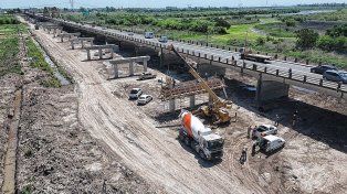 Nuevo puente Santa Fe - Santo Tomé: ya se colocaron más de la mitad de las pilas que sostendrán al viaducto