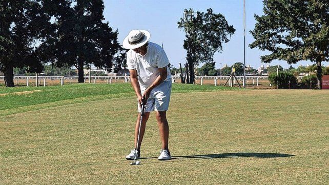 El golf del Jockey Club Santa Fe alcanzará este sábado el habitual torneo apertura. El golf del Jockey Club Santa Fe alcanzará este sábado el habitual torneo apertura.