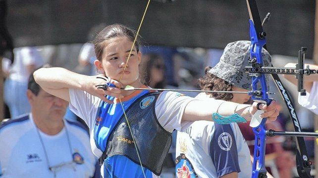 Clara Leeuw logró la plaza para competir en los Juegos Nacionales Evita.