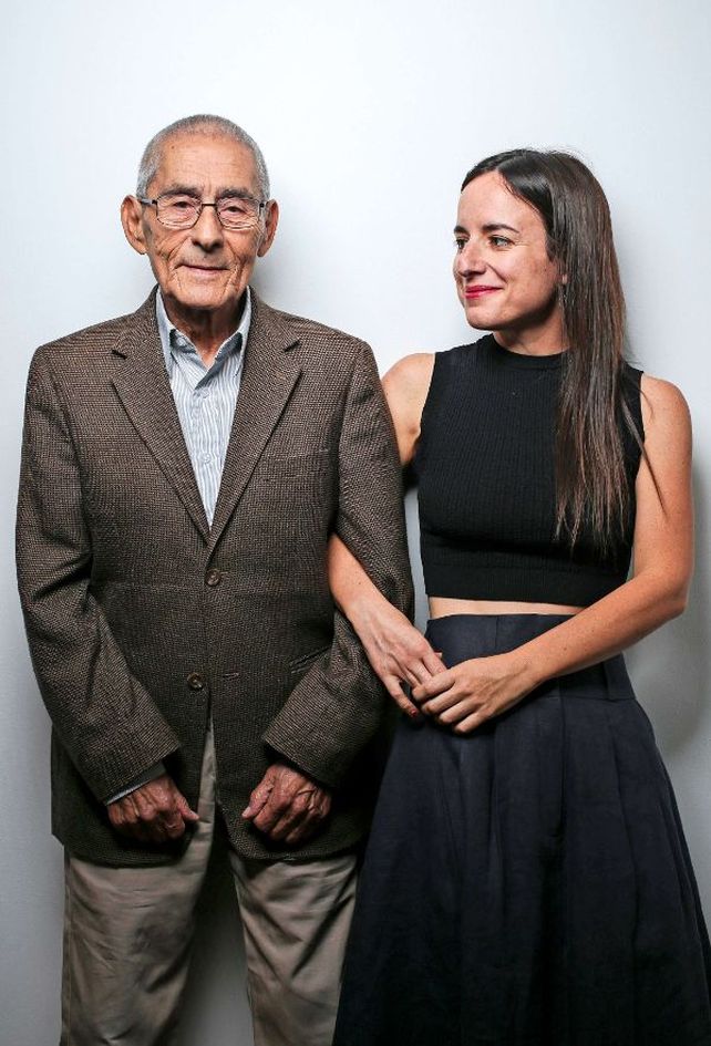 El agente topo: La curiosa historia de un espía de 83 años infiltrado en un geriátrico