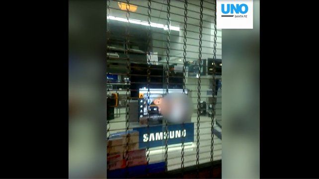 Casa Rizzi busca a los hackers que reprodujeron una porno en su vidriera
