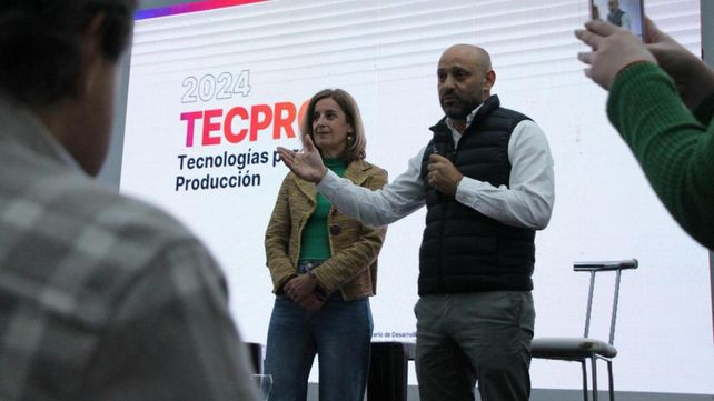 El funcionario se quejó del aumento de las retenciones a la soja y el maíz.