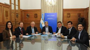Frigerio y Lifschitz acordaron la construcción de 630 viviendas en Rosario