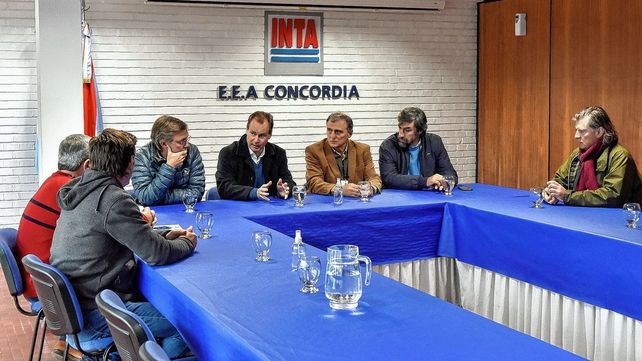 Gustavo Bordet prometió resolver las necesidades del sector productivo