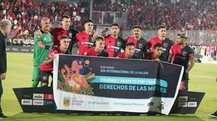 Los once de Newells frente a Belgrano en el Coloso Marcelo Bielsa.