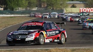 Canapino ganó las dos competencias del Top Race V6 en Roca