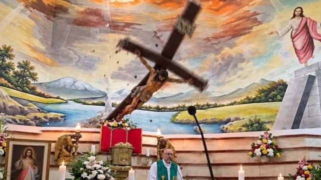 Sacerdote fallecido. Patricio Alfredo Sánchez Molinari murió al caerle una cruz durante una misa en Guayaquil.