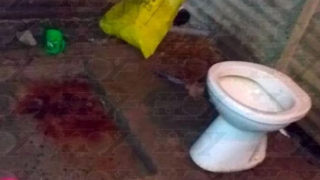 Encontraron a un bebé muerto dentro de un balde