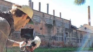 Parte del rodaje en los alrededores de la planta de Avellaneda, en el norte santafesino.