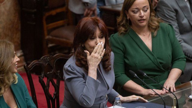 Balotaje: la Asamblea Legislativa proclamó las fórmulas