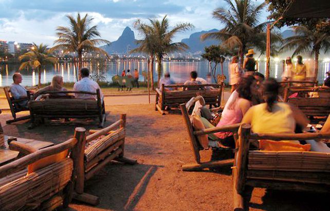Escenario. El Bar Palaphita Kitch