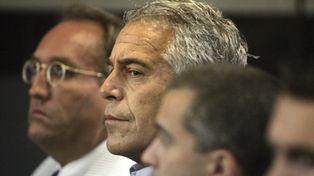 Varias figuras de renombre aparecen en el expediente del caso que investiga los crímenes de Jeffrey Epstein
