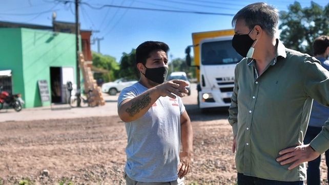 El intendente Emilio Jatón en Yapeyú.