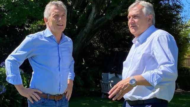 El ex presidente y el titular de la UCR encabezan movidas por separado. El ex presidente y el titular de la UCR encabezan movidas por separado.
