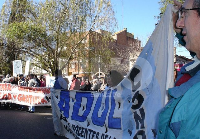 Convocan a una movilización nacional por la universidad pública para este jueves