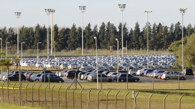 La caída de las exportaciones afecta a la industria automotor. (Silvina Salinas / La Capital)