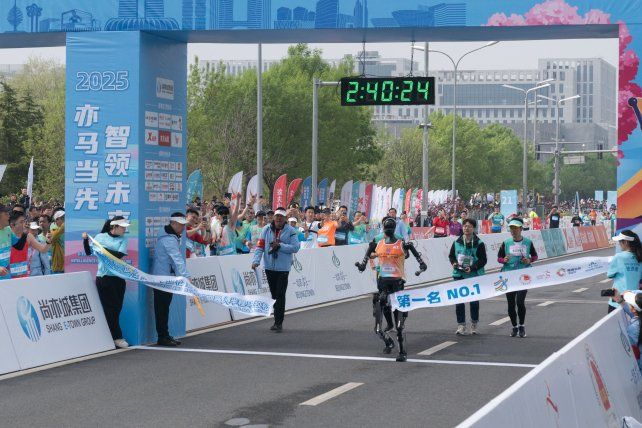Robots compitieron en una media maratón, pero los atletas humanos aún son mejores