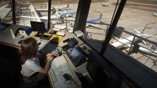 De no llegar a un acuerdo salarial, los controladores aéreos podrían iniciar un nuveo plan de lucha de inmediato
