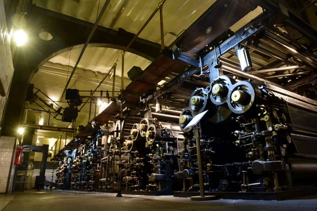 Historia. La vieja rotativa hoy forma parte del museo del diario.