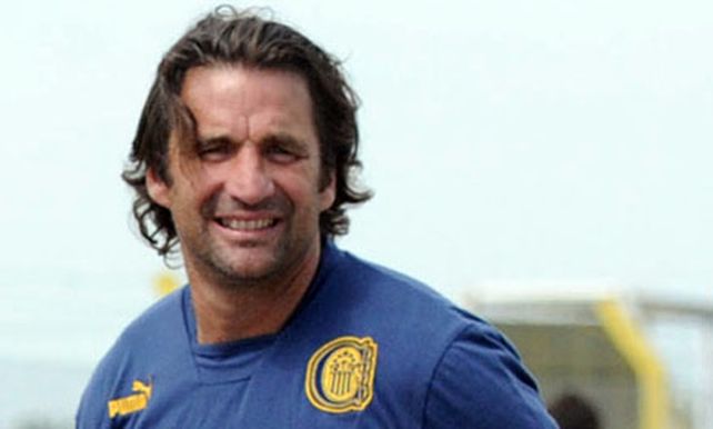 Central visita a Gimnasia con la meta de darle caza al l&iacute;der Quilmes