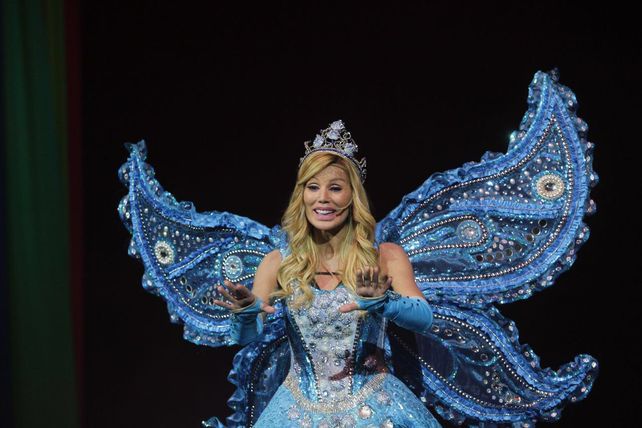 Panam llega con una idea marcada por la estética del circo con bailarines y acróbatas.&nbsp;