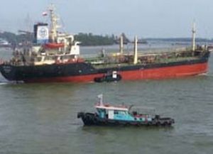 Desapareció un buque petrolero tailandés que se dirigía  hacia Indonesia