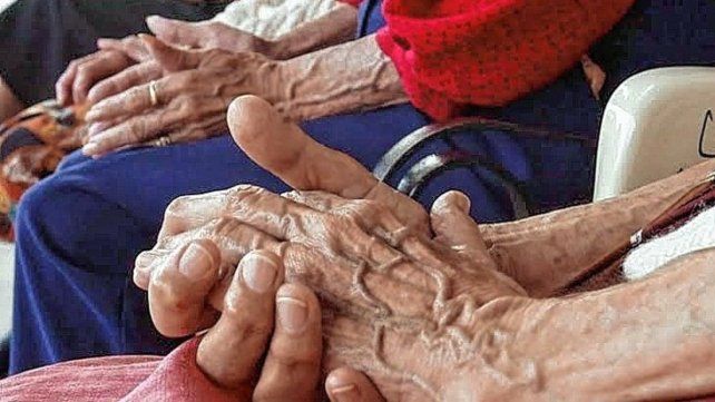 Derechos y autonomía: los desafíos clave de una sociedad que envejece