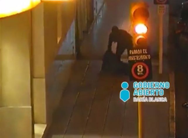 Echan del club al futbolista que golpeó a su ex a la salida de un Bingo