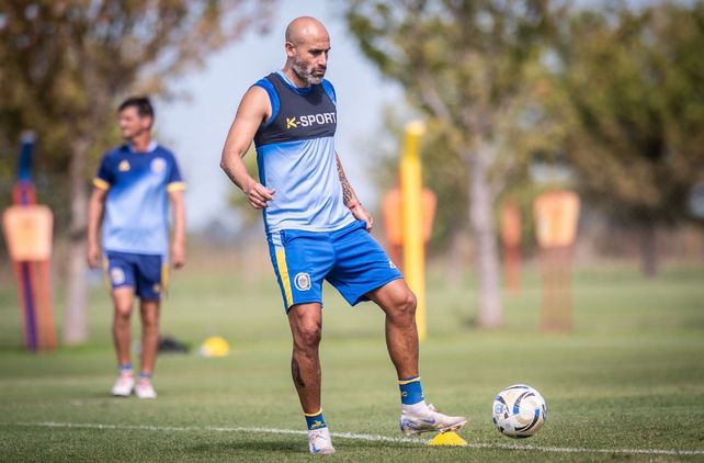 El zaguero central Carlos Quintana se fue a Deportivo Riestra en busca de más continuidad.