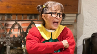 Maria Antonieta de las Nieves como la Chilindrina (via @lachilindrina_oficial)