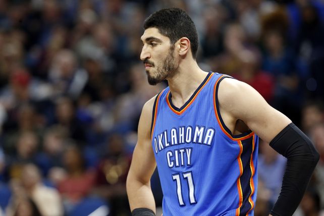 Piden la detención de una estrella de la NBA, a quien acusan de pertenecer a una organización terrorista