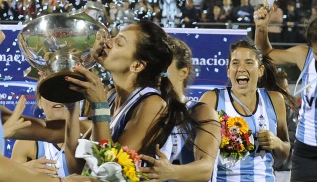Lucha Aymar y el sueño de la nena de 14 de levantar la copa