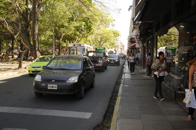 El costo de tener un auto: los seguros aumentaron 30% en dos meses y algunas empresas no ingresan repuestos