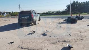 El accidente ocurrió en la RN12, frente al ingreso a Aldea San Rafael, cercanías de Crespo. Los motociclistas fueron trasladaos al hospital San Martín de Paraná