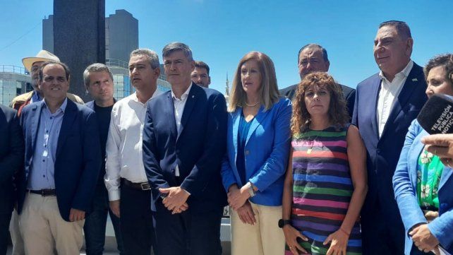Un grupo de intendentes del interior