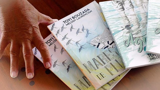 Toyi Bouzada presenta dos libros a beneficio de Crisálida