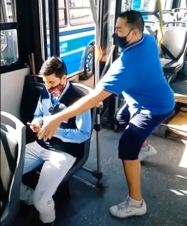 Un colectivero se volvió viral al mostrar cómo actúan los ladrones en los ómnibus