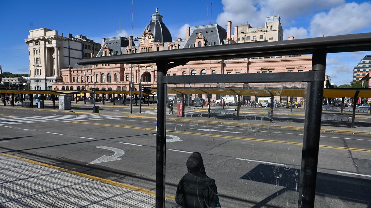 Un paro de colectivos afectó a millones de usuarios en el Amba