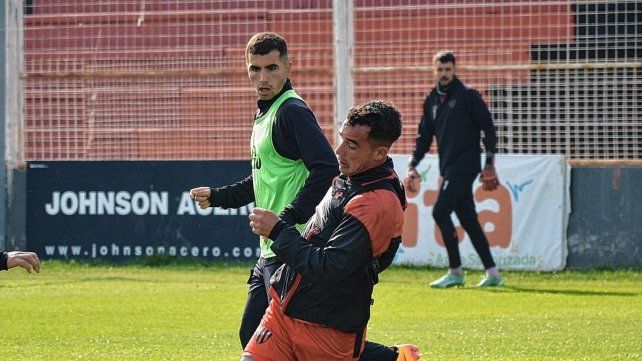 Patronato visita a Deportivo Maipú en busca de seguir luchando en el campeonato.
