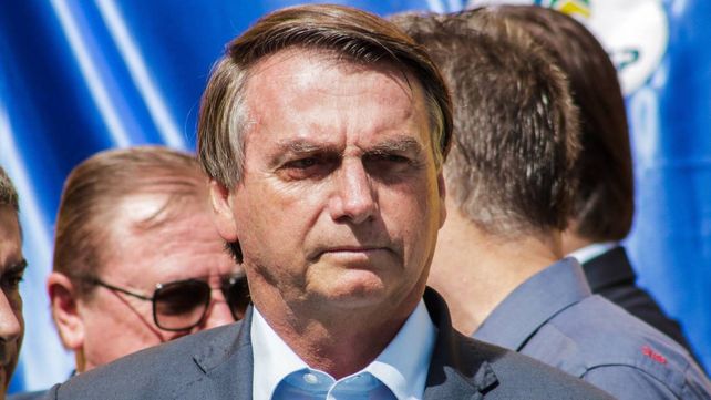 Bolsonaro insinuó que China pudo haber creado el coronavirus como parte de una guerra química.