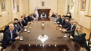 Mujeres en la cúpula del Estado: su presencia cayó al 22%