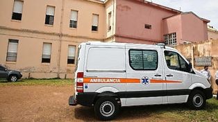 El remisero llegó hasta el hospital Carrillo y luego fue derivado al Masvernat.