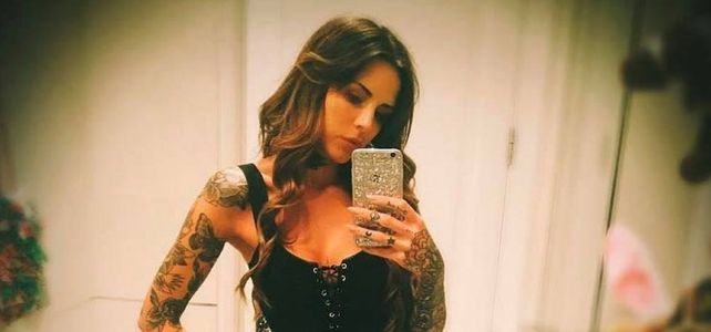 Candelaria Tinelli mostró el final de su inmenso tatuaje en su espalda