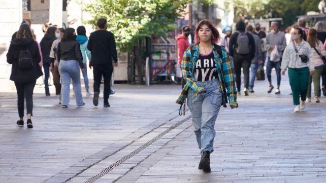 El tiempo en Rosario: viernes con buen clima, algunas nubes y un poco de sol
