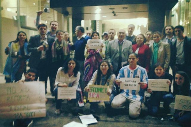 Las cacerolas del 18A sonaron en varias ciudades del mundo