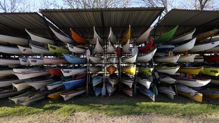 Guardería de kayaks Río Marrón