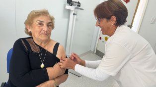 Inició la vacunación contra la gripe para mayores de 65 años y personas de entre 2 y 64 años con factores de riesgo. Población objetivo es de 345.000 personas