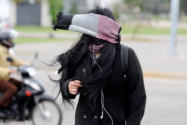 El tiempo en Rosario: lunes con mucho viento y posibilidades de tormenta