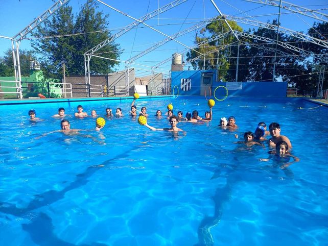 La escuela de waterpolo en Sparta comenzó en enero de 2024
